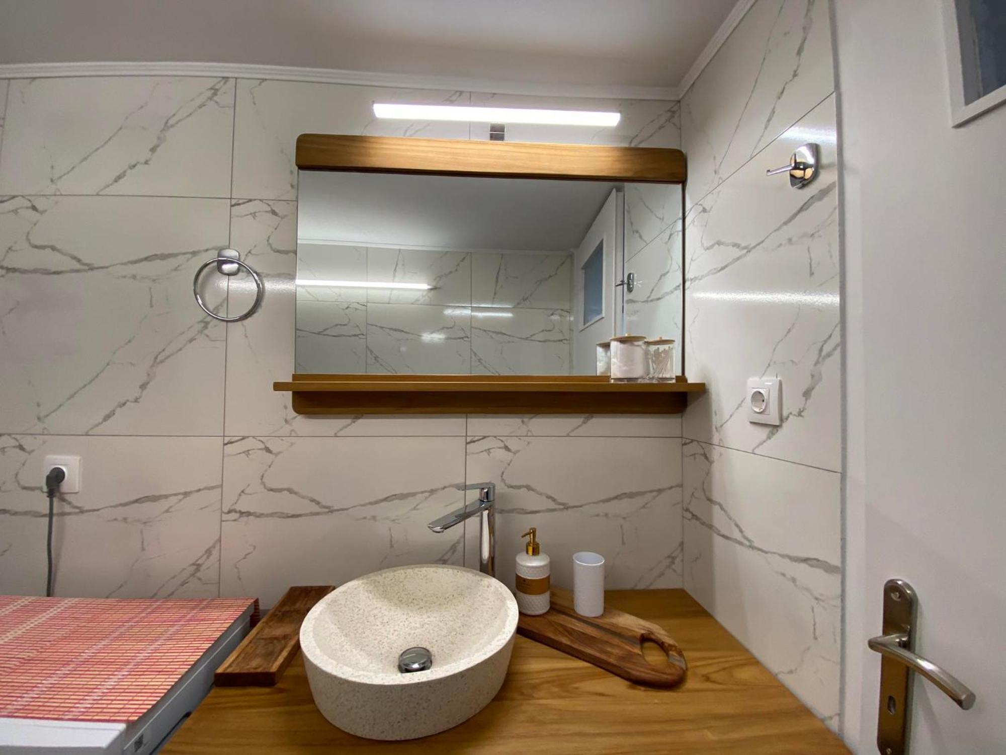 Irene΄S Downtown Apartment Chalkís Eksteriør bilde